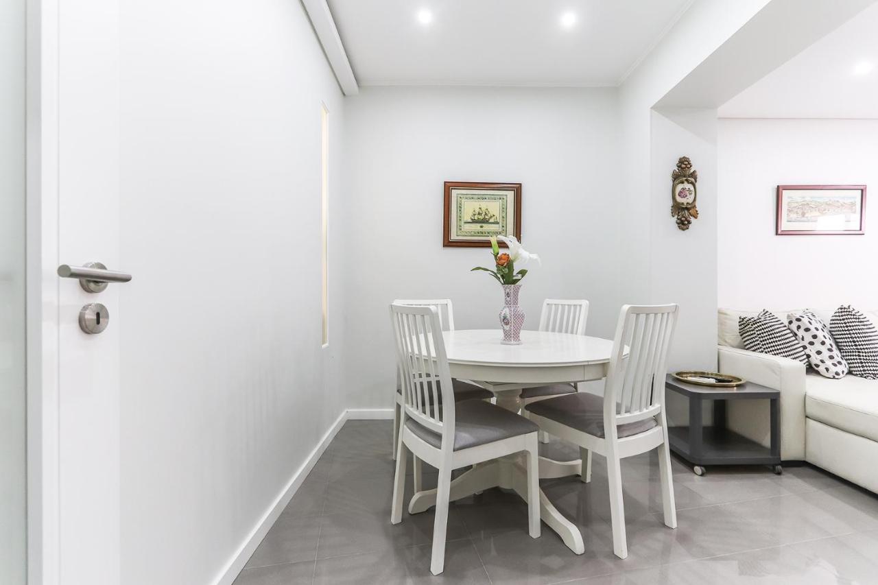 Vita Portucale ! Moscavide Casa Branca W/ Terrace Lisboa Exteriér fotografie